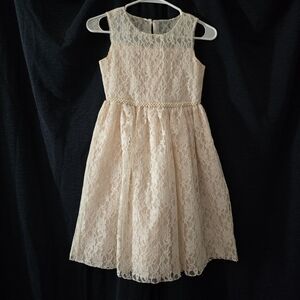 La Princess Blush Lace Pearl Accents Formal Wedding Dress Size 8